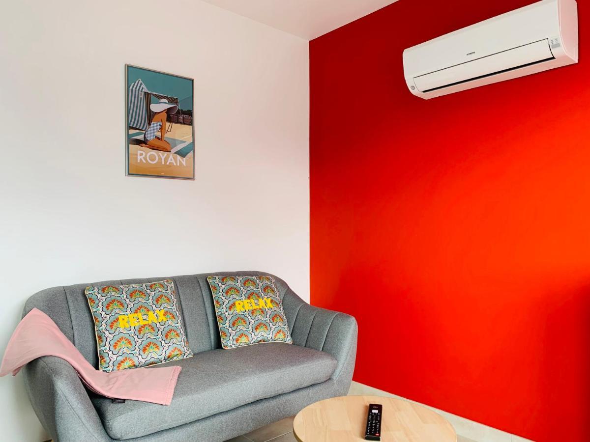 Le Mousse Maison Avec Piscine/Parking/Wifi/Plages 5Kms Les Mathes Luaran gambar